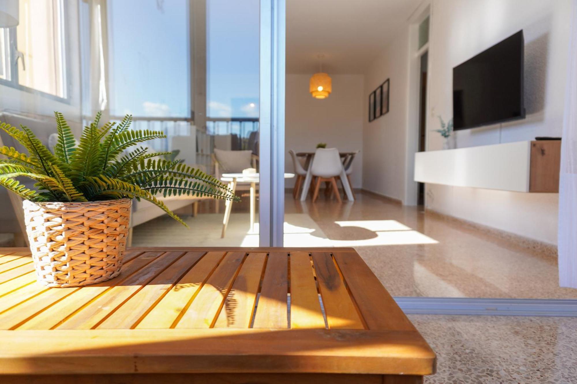 Apartamento Con Piscina En Villajoyosa By Bebalmy Exterior photo