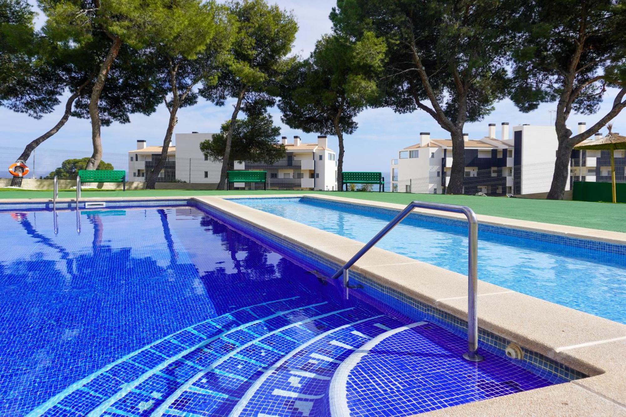 Apartamento Con Piscina En Villajoyosa By Bebalmy Exterior photo